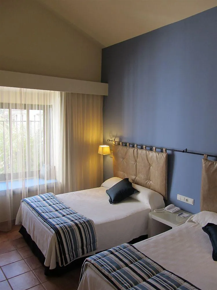 Hotel Roulette Vila Seca 4*,